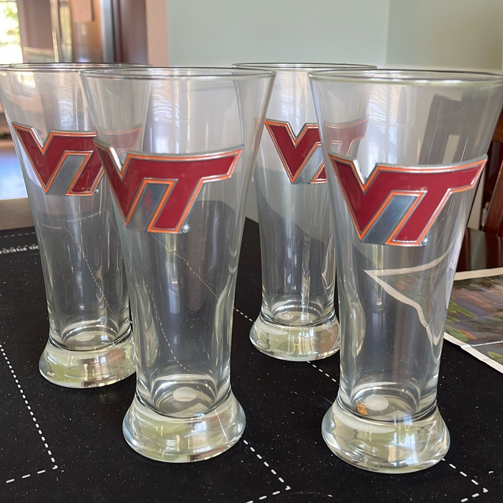 Virginia Tech Pint glasses, set of 4